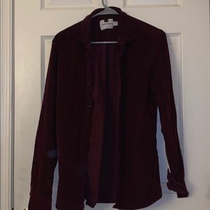 TOPMAN men’s red velvet button down